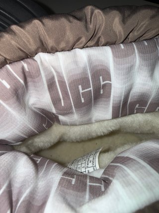 Botines UGG NUEVOS! Talla 38.