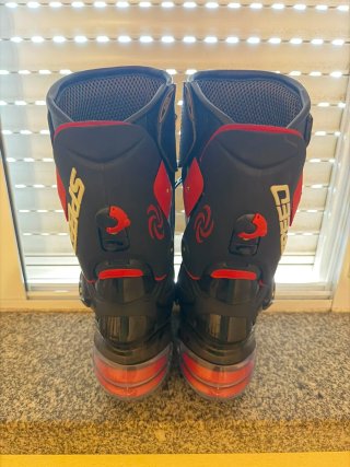 Botas Speed N42 Novas usado 1 vez