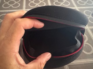 Borsa morbida Beats nera e rossa