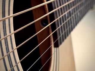 Guitarra Electroacústica Cort y accesorios
