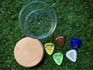 Guitarra Electroacústica Cort y accesorios