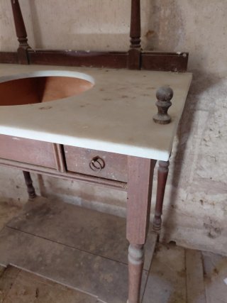 Mueble lavabo antiguo madera y mármol