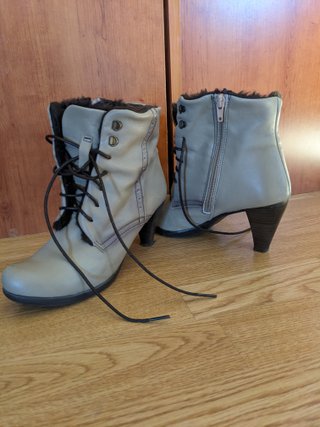 Botines grises mujer