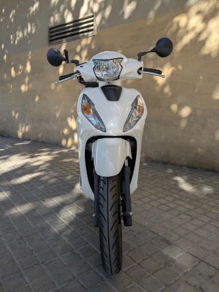 Honda Vision 110cc Blanca