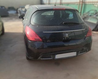 Puerta trasera derecha peugeot 308 active 492557