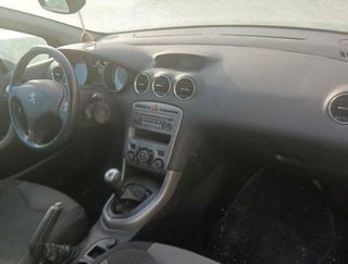 Puerta trasera derecha peugeot 308 active 492557