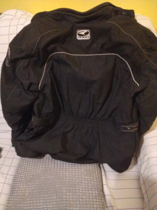 Chaqueta de moto negra