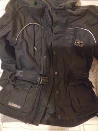 Chaqueta de moto negra
