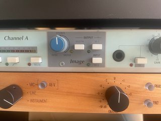 Previo de audio AMEK 9098 con matriz ms
