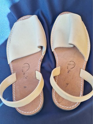 Avarcas de Menorca Beige Talla 39