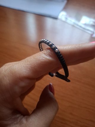 Pulsera macramé con bolitas de plata