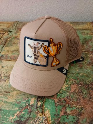 Gorra Goorin Bros GOAT con Trofeo