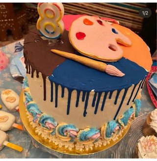 Dulces tartas cumpleaños personalizadas