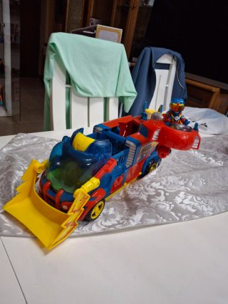 Camión Superthings Rescue Truck