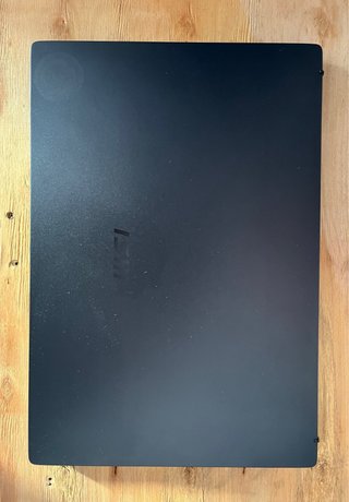 MSI modern 14 i7 11ª – 512 SSD. 8gb Ram.