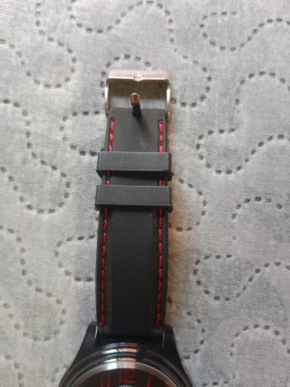 Reloj Neptune Hombre Negro y Rojo