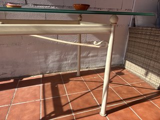 Mesa forja blanca y cristal templado