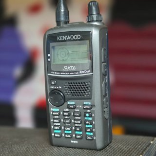 Kenwood TH-D72E Walkie bibanda, APRS, GPS