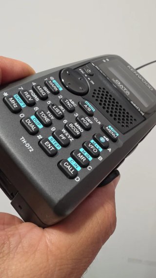 Kenwood TH-D72E Walkie bibanda, APRS, GPS