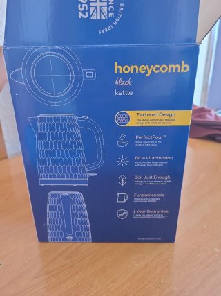 Hervidor de agua Russell Hobbs Honeycomb