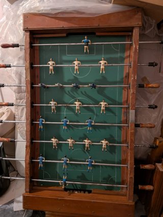 Futbolín madera clásico con patas (para restaurar)