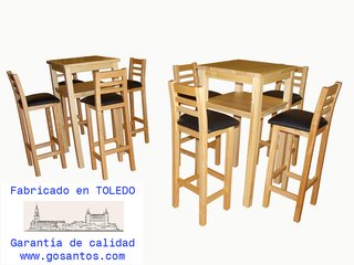 Sillas restaurantes. Taburetes, barricas, mesas