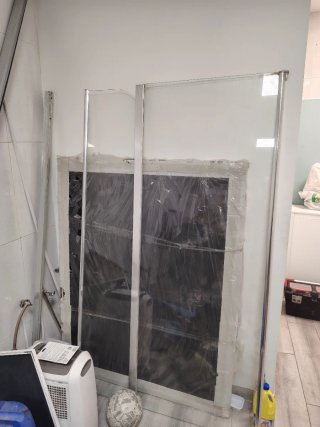Mampara de ducha cristal y metal