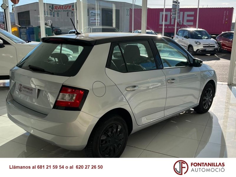 Škoda Fabia 1.0 MPI Ambition 2015, foto 4