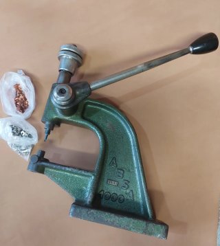 Prensa manual ABS 1000A