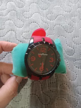 Reloj Neptune Negro y Rojo para Hombre