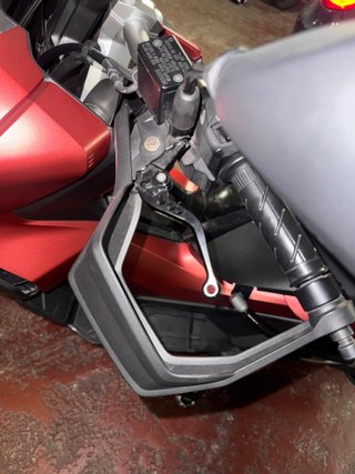 Honda ADV 350 2022 Granate Impecable