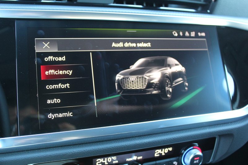 Audi Q3 Advanced 35 TDI 2022, foto 14