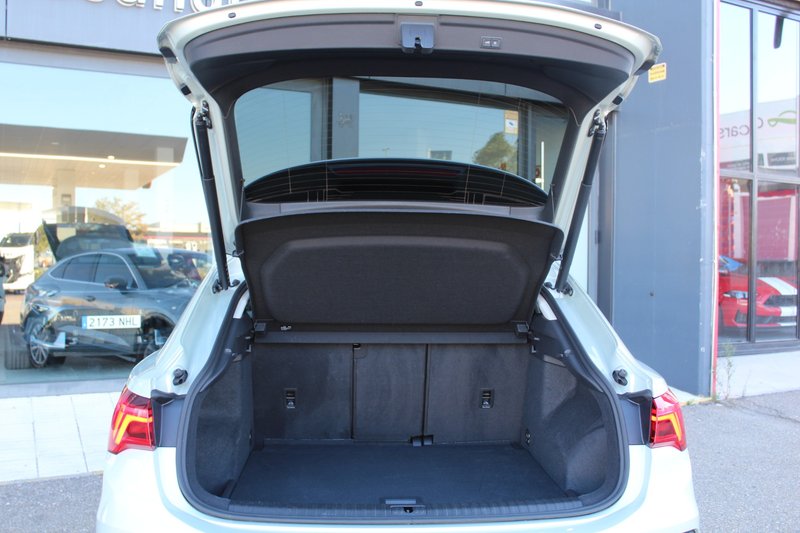 Audi Q3 Advanced 35 TDI 2022, foto 23
