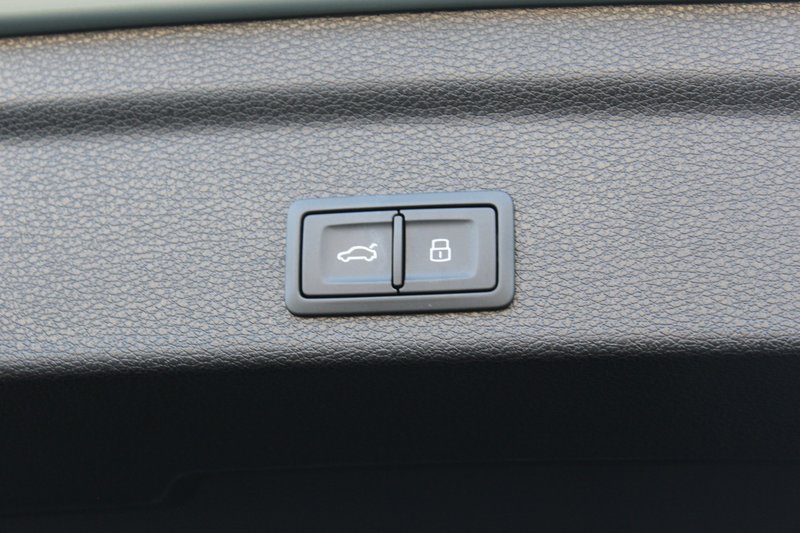 Audi Q3 Advanced 35 TDI 2022, foto 24