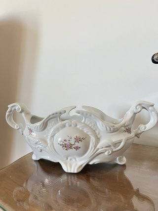 URGE VENTA Jardinera de porcelana con flores