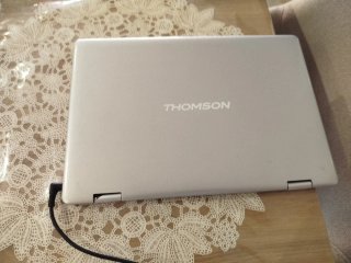 Portátil Thomson 2 en 1