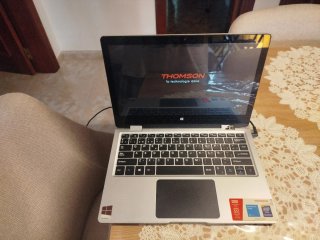Portátil Thomson 2 en 1