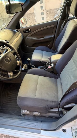 Chevrolet Lacetti 2011
