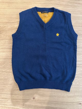 Gilet blu con stella gialla 3 anni