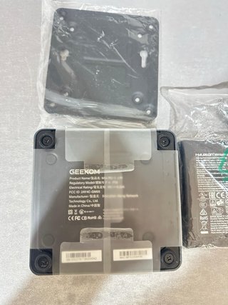 Mini PC GEEKOM IT 13 Azul