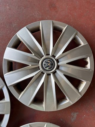 3 Tapacubos VW 16”Transporter Caravelle Multivan