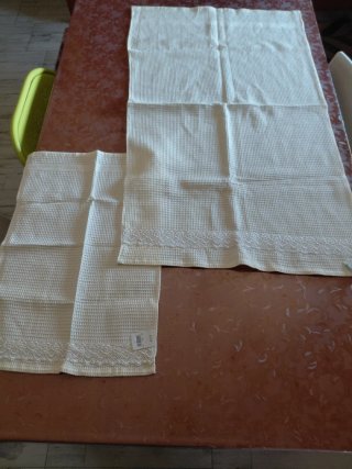 Coppia Asciugamani 100% Cotone Beige/Bianco