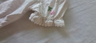 Camisa niña flores bordadas