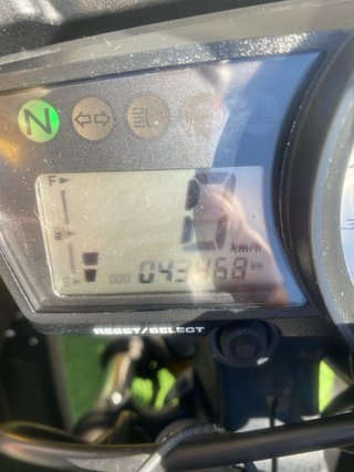 Yamaha YZF R 125 Deportiva Negra y Amarilla