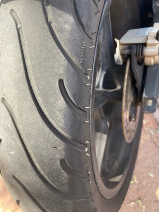 Yamaha YZF R 125 Deportiva Negra y Amarilla