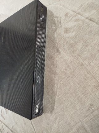 Reproductor DVD y Blue Rey LG BP250 HDMI+USB