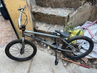 Bicicleta BMX de iniciación