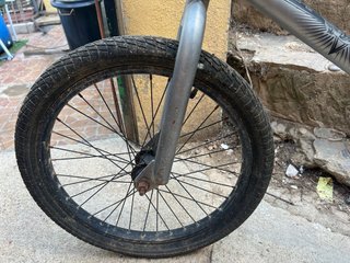Bicicleta BMX de iniciación