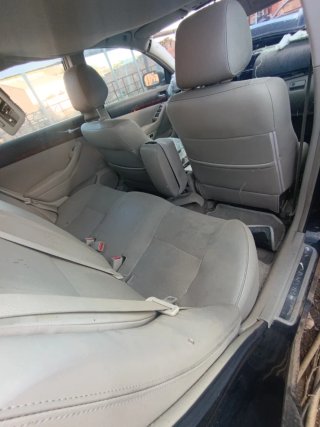 Toyota Avensis 2004 177cv PARA PIEZAS