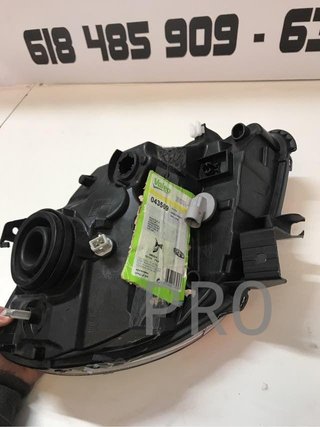 Faro renault kangoo izquierdo nuevo